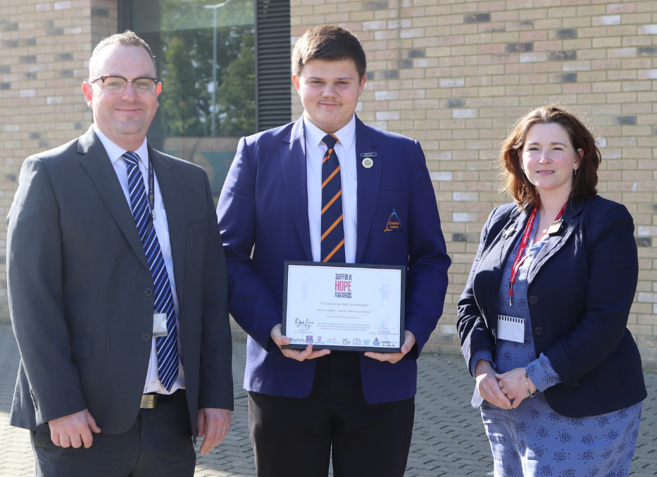 Image of Chantry Academy pupil receives Suffolk Hope Award
