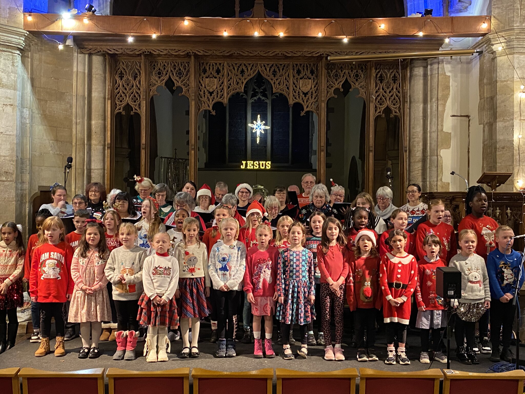 Image of  Kingsfield school choir performs to packed audience at Christmas light switch on event