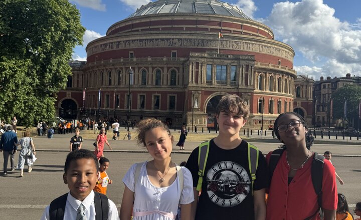 Image of Harmony in Diversity event to the Royal Albert Hall