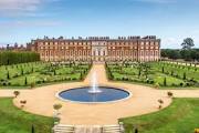 Image of Visit to Hampton Court Palace - Robins
