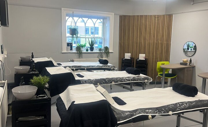 Image of New Beauty Salon: Preparing Alsop Students for Future Careers