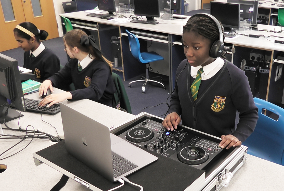 Image of DJ Skills Club