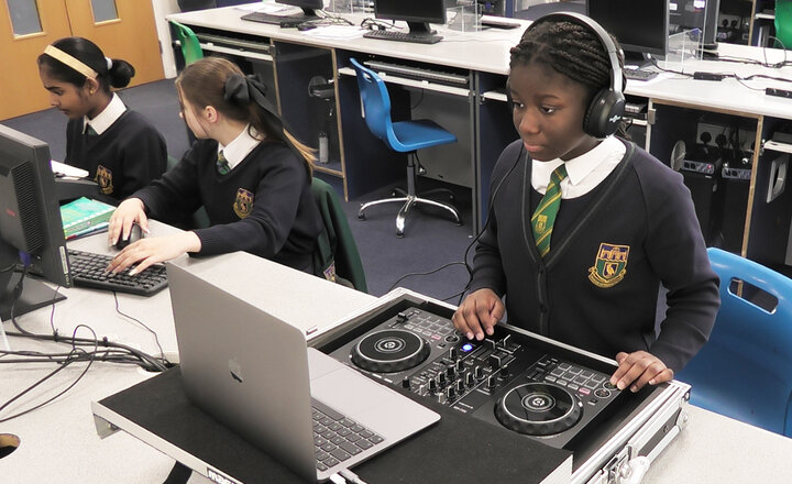 Image of DJ Skills Club