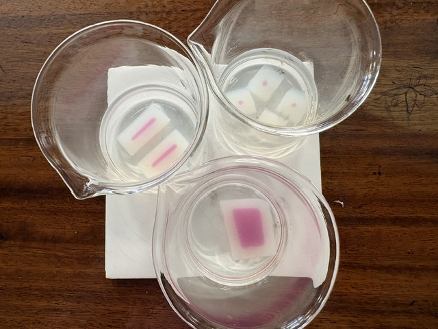 Image of The affect of surface area on diffusion - stage 2