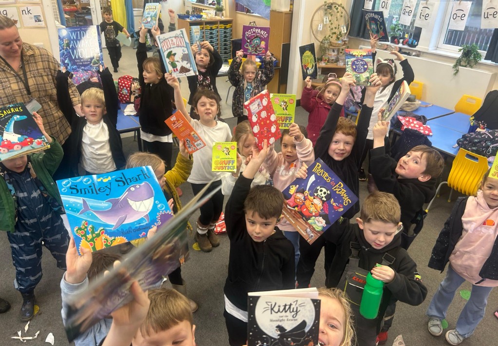 Image of A special visitor delivers books to Cross Fell!