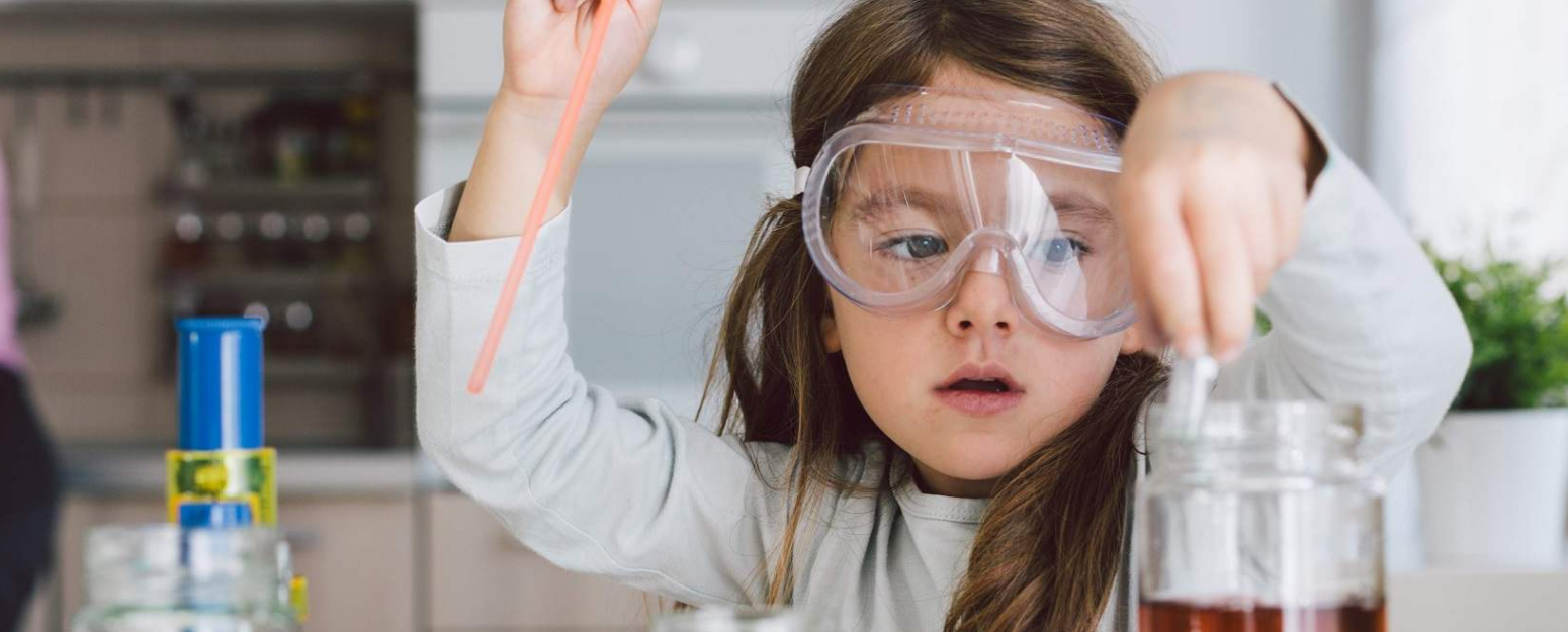 Image of Books to inspire young scientists- highly recommended books 