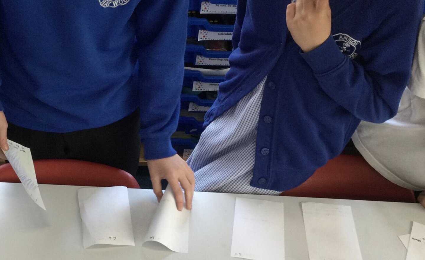 Image of Geography - card games.