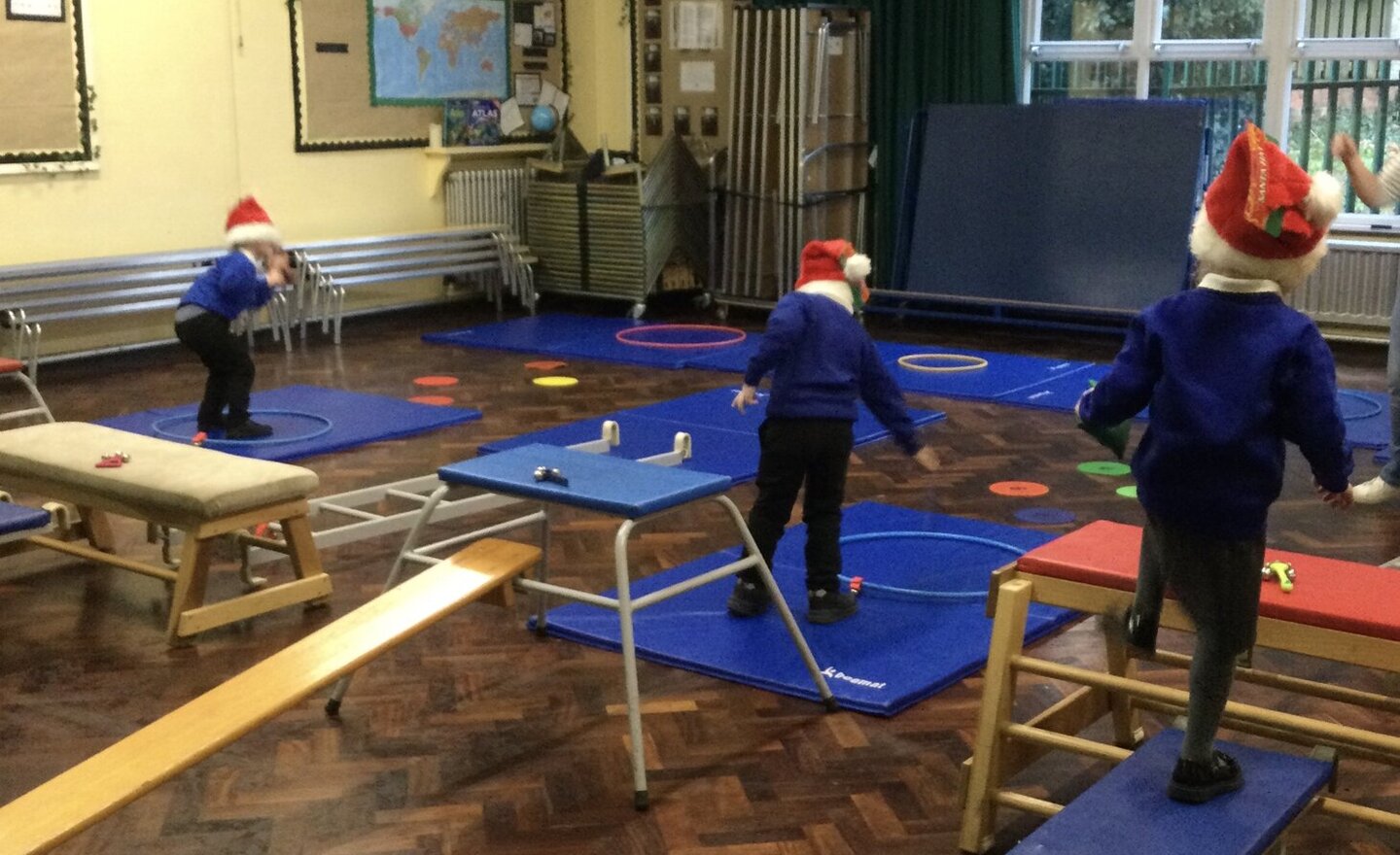 Image of Did the elves help Santa get the presents?