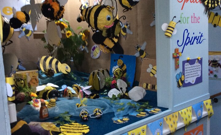 Image of We have a ‘swarm’ of bees!!! 