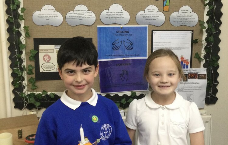 Image of Christingle making in Class 3