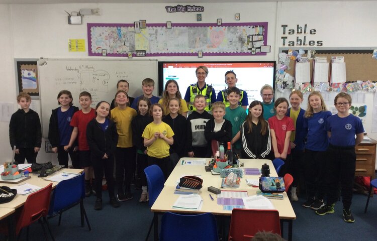 Image of PCSOs in Class 4 