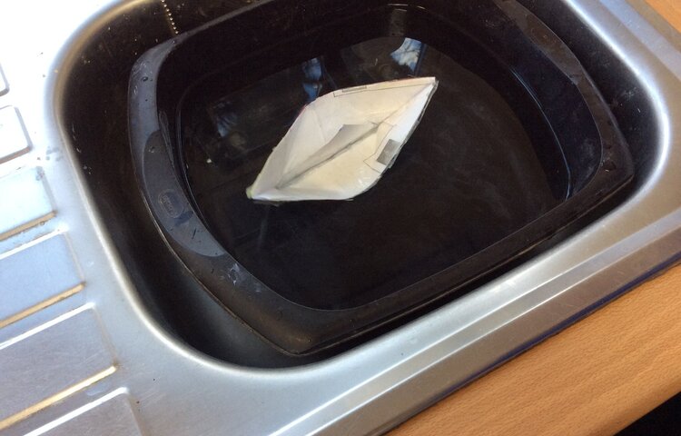 Image of Waterproofing origami boats 