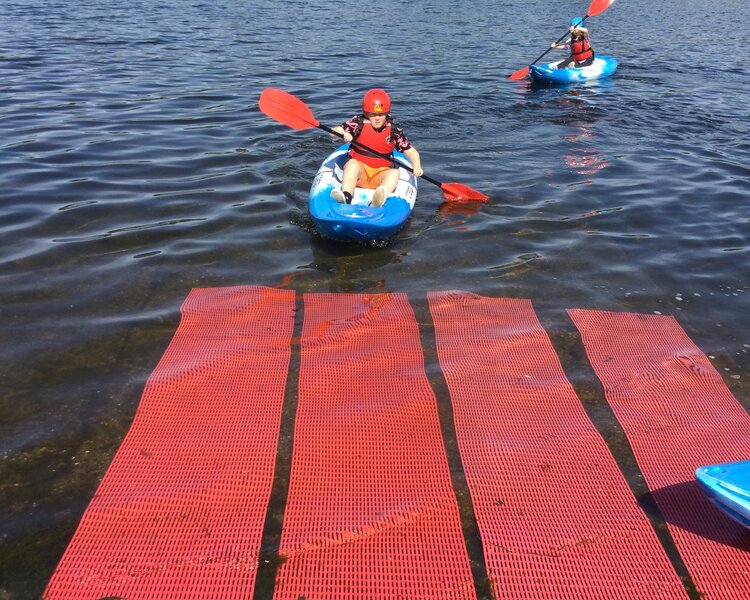 Image of Group 1 kayaking 