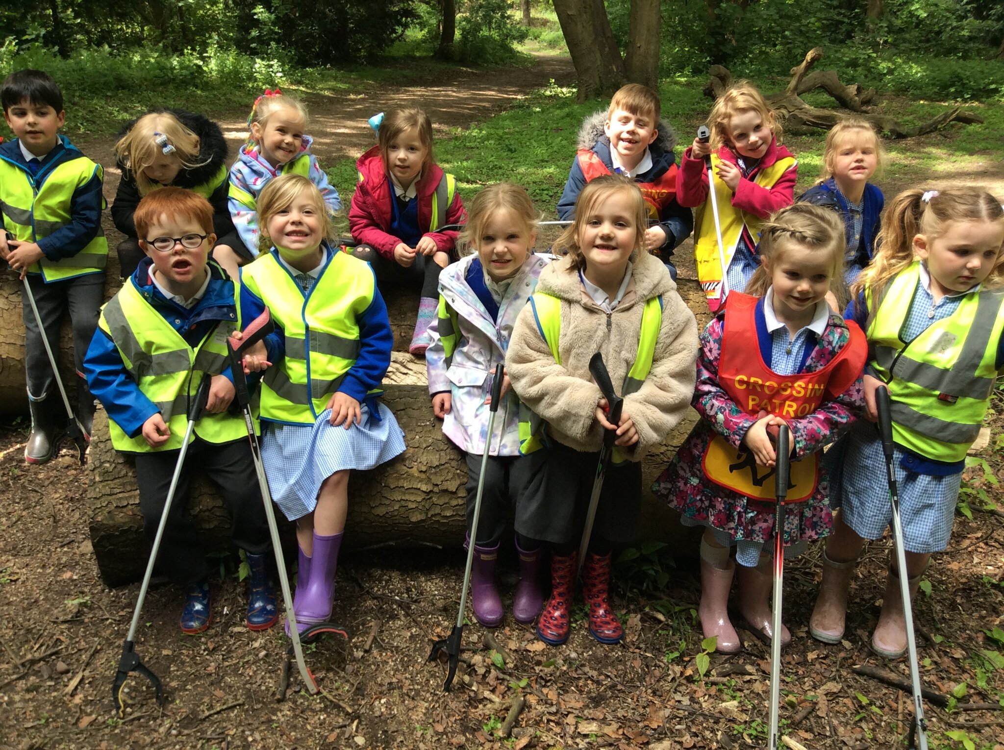 Image of Class 1s Litter pick