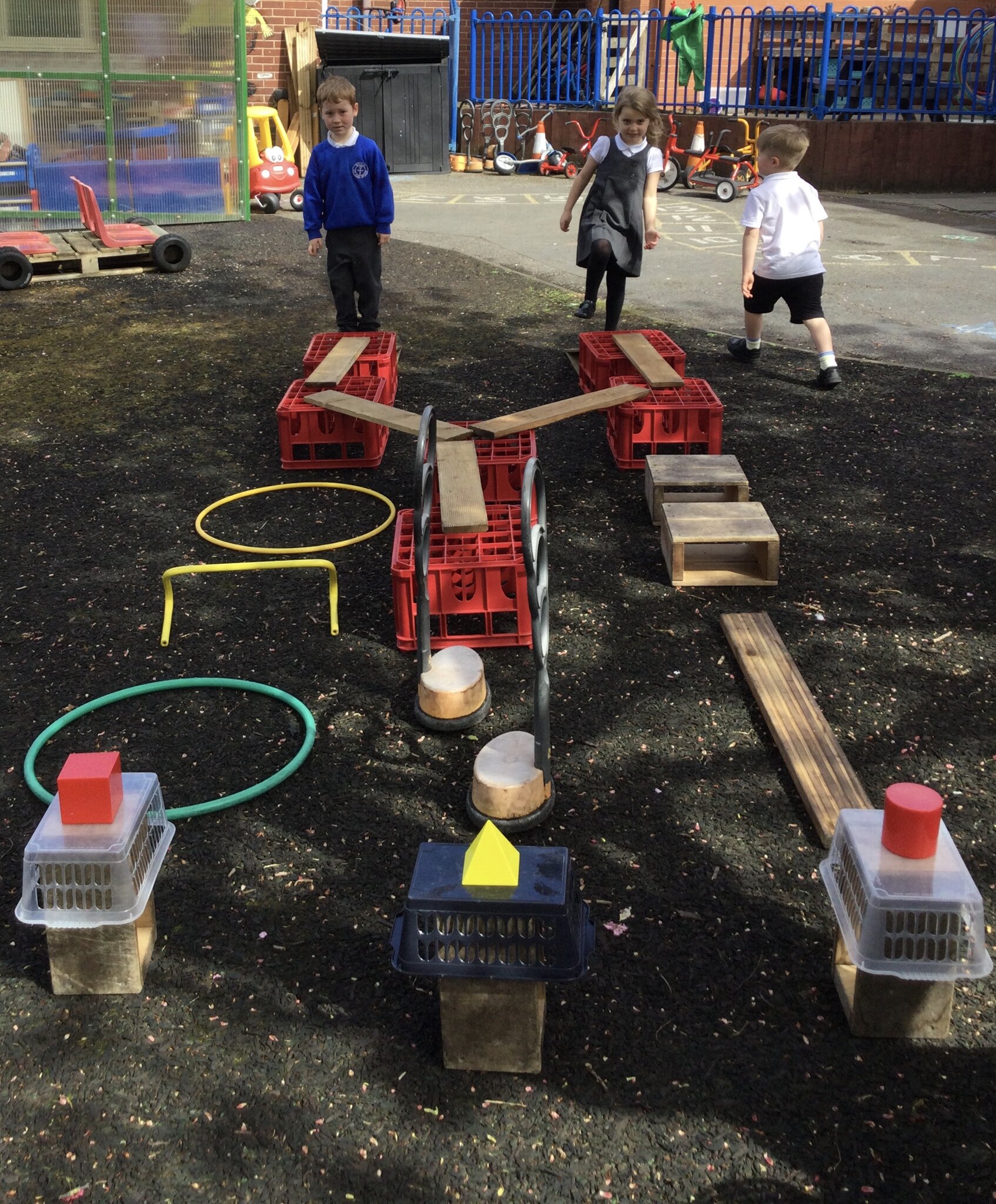 Image of Fun exploring 3D shapes outside