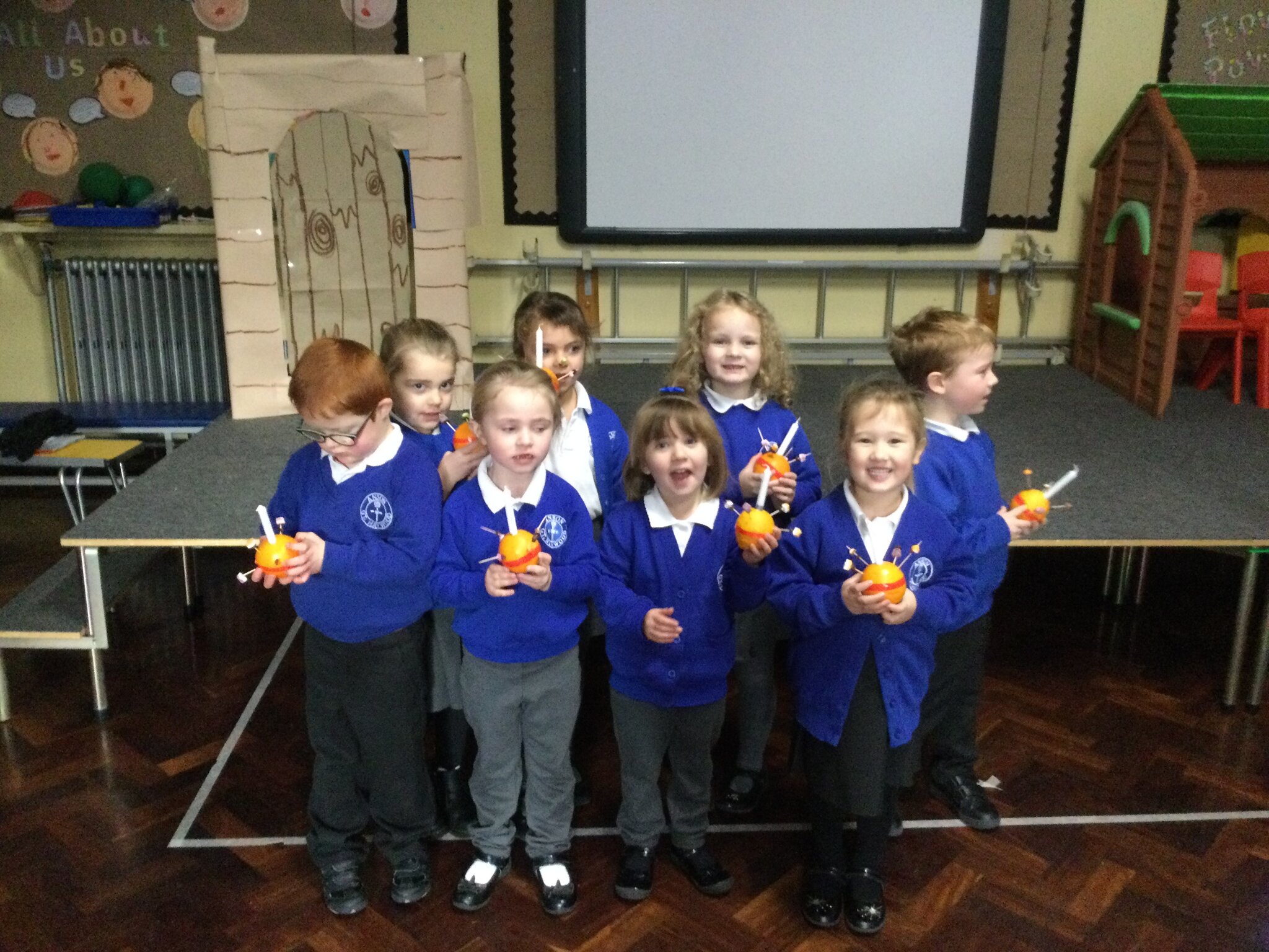 Image of Christingle Creations! 