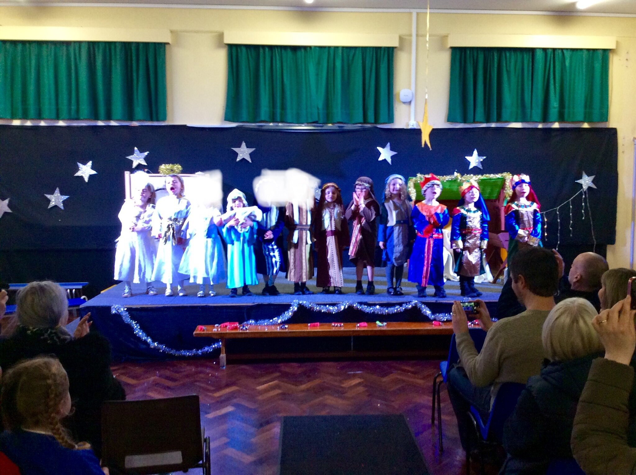 Image of Stars of class 1s nativity