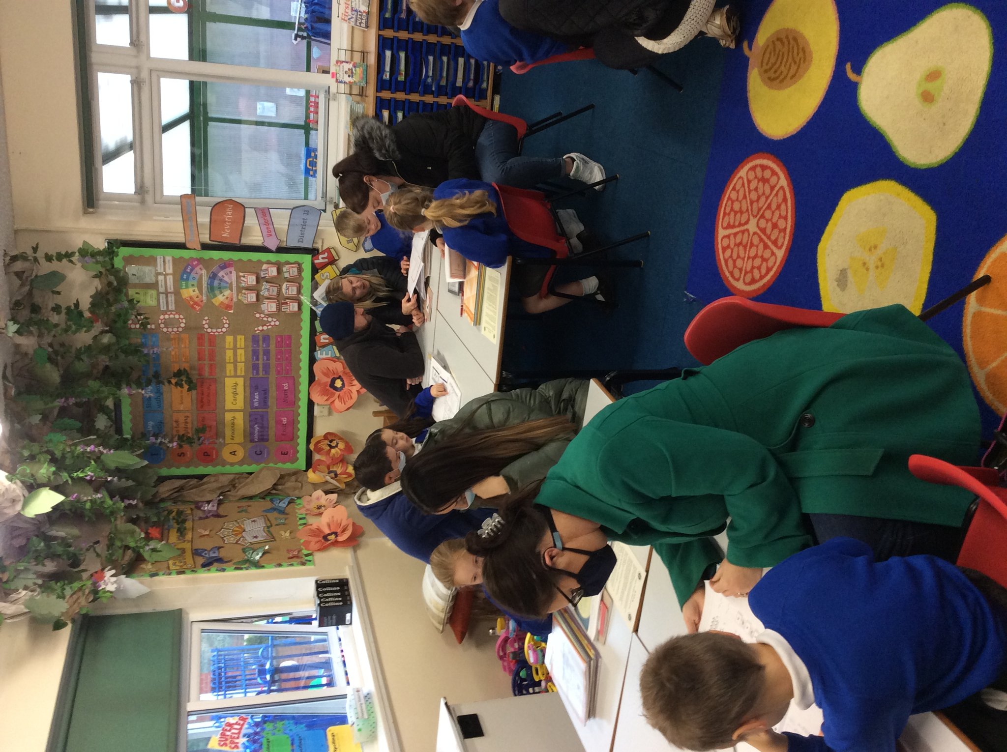 Image of Parents and carers visit Class 3