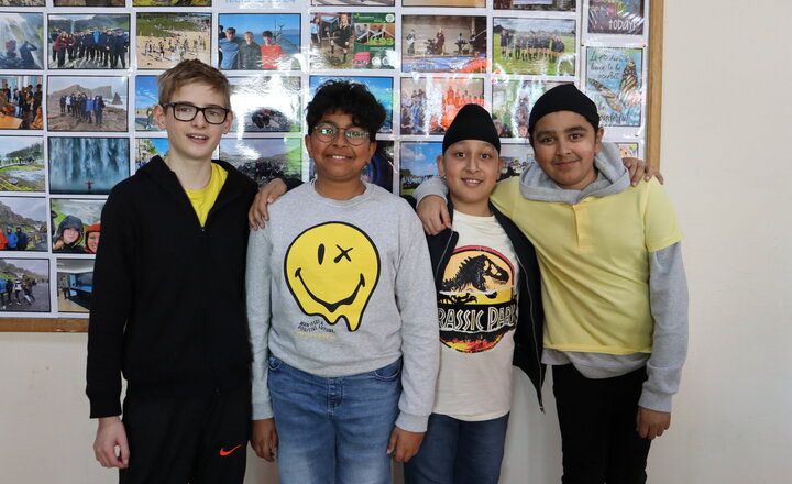 Image of Hello Yellow raises money for Young Minds