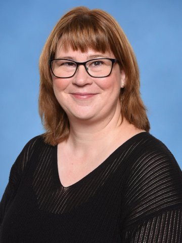 Mrs V Blakemore