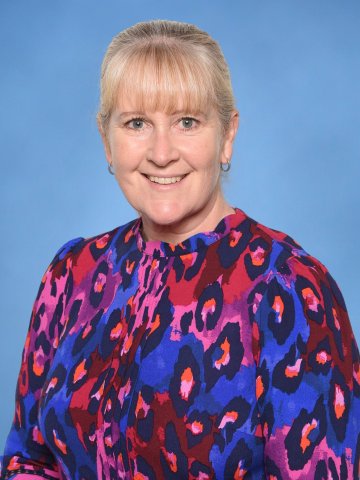 Mrs N Glover