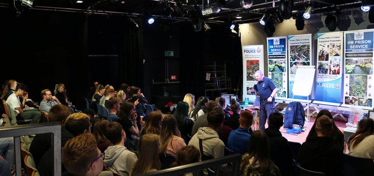 Image of GM Police visit tutorials to talk knife crime