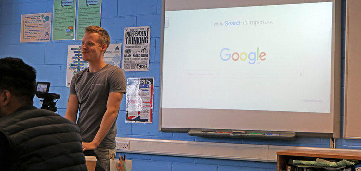 Image of IT students explore SEO with Google