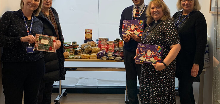 Image of Ashton Sixth Form College makes Christmas donation to food bank