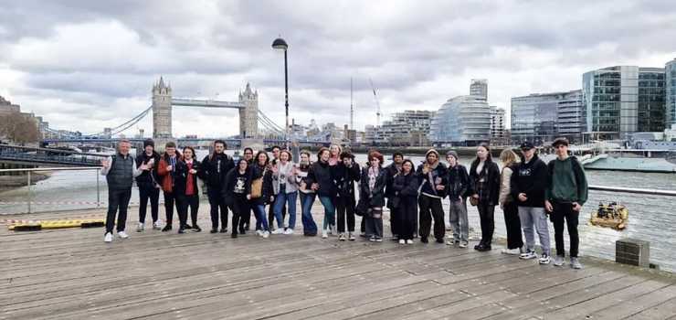 Image of History students visit London!