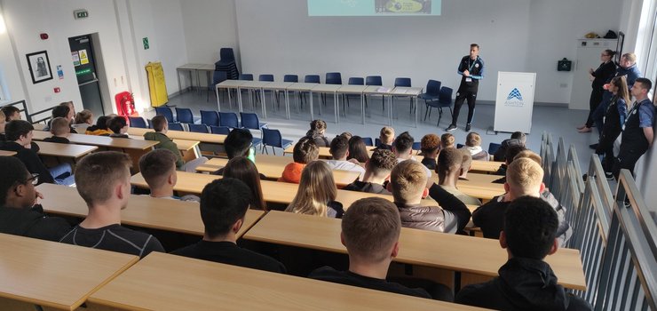 Image of Manchester City talk work placements with Sport