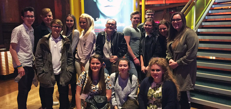 Image of Drama and Theatre Students Visit the Globe Theatre in London