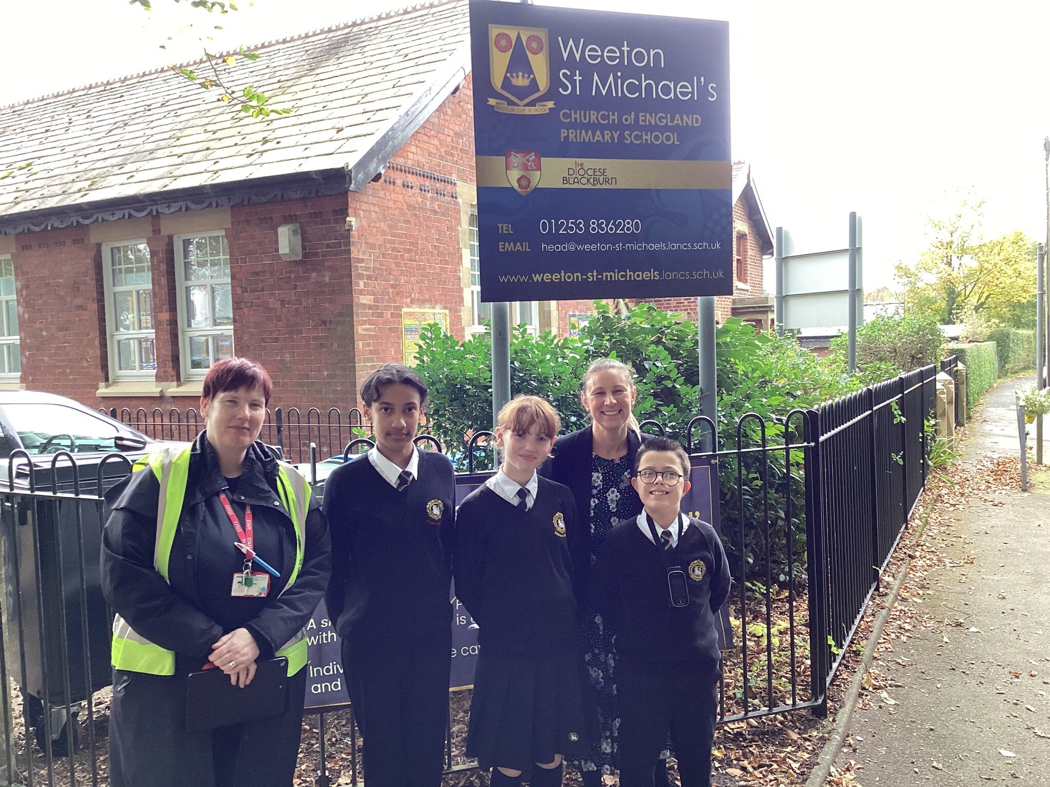 Image of Deaf Support students visit Weeton St Michael's