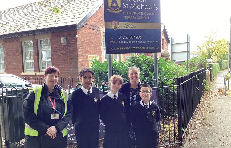 Image of Deaf Support students visit Weeton St Michael's