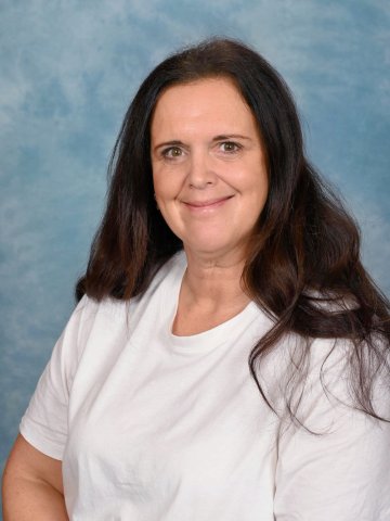 Mrs R Caines