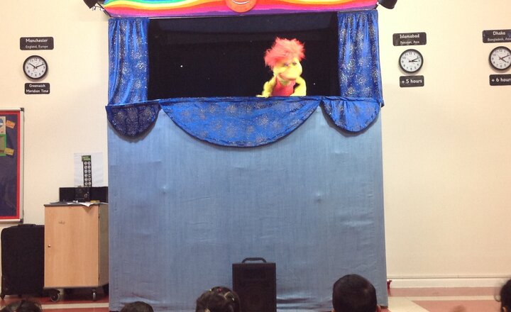 Image of Puppet Show for Reception and Nursery