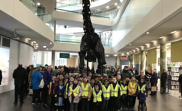 Image of Year 3 at Dippy the Dinosaur