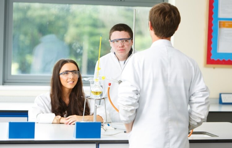 Image of Applied Science Level 3 Course Images