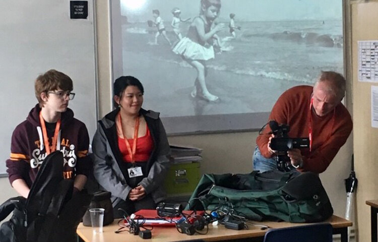 Image of University lecturer workshops help Media students develop their camera skills