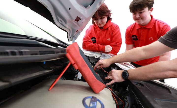 Image of Pupils gear up for exciting car-eers thanks to skills partnership