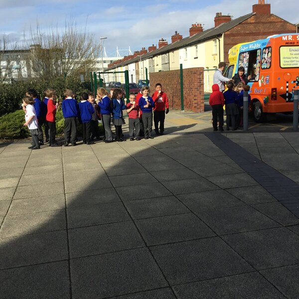 Image of ICE CREAM TREAT FOR PUPILS WHO WORE THEIR UNIFORM CORRECTLY AND WITH PRIDE ALL WEEK. WELL DONE GATEWAY!