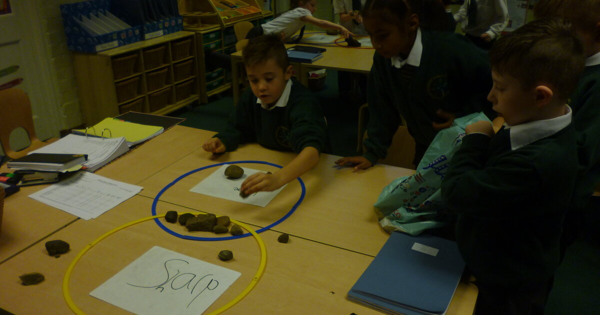 Sorting Rocks - Science | Boarshaw Primary School