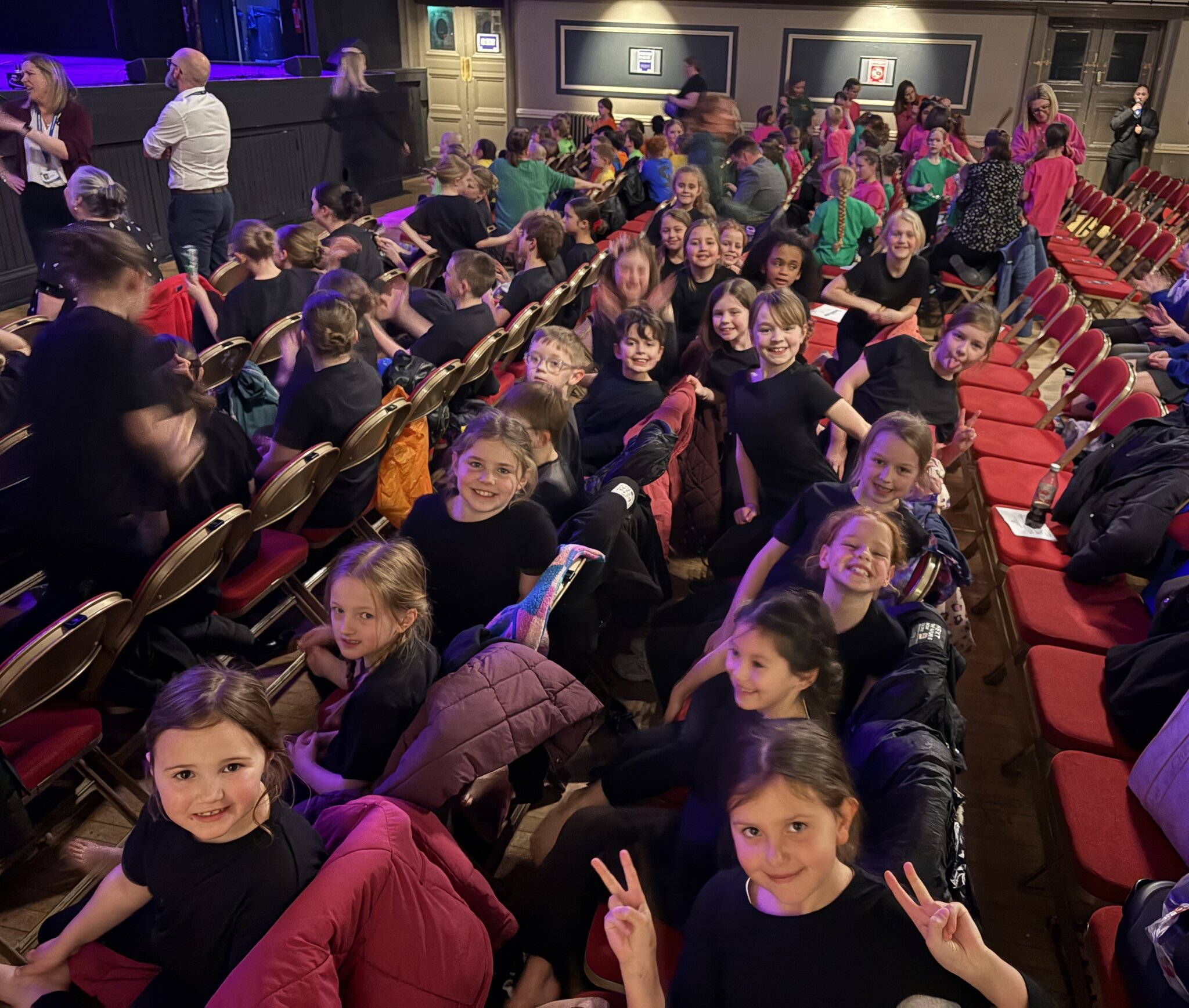 Image of Year 3 Shine at Primary Arts Network Dance Performance