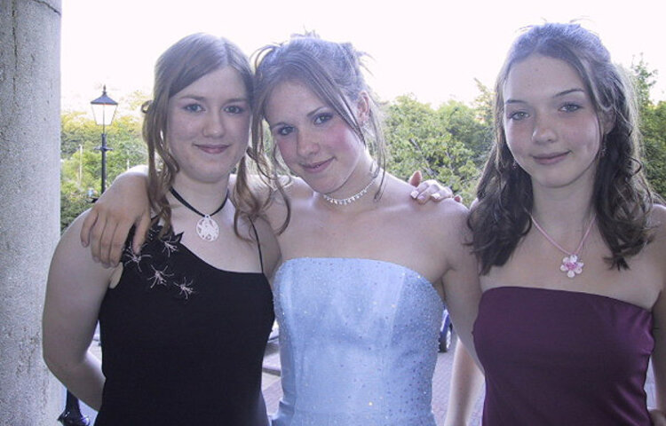 Image of Year 11 Leavers Ball 2003