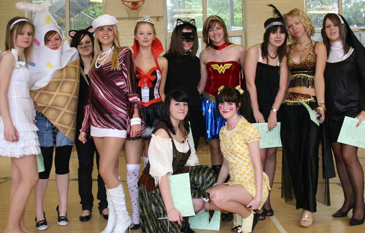 Image of Year 13 Leavers Day 2006