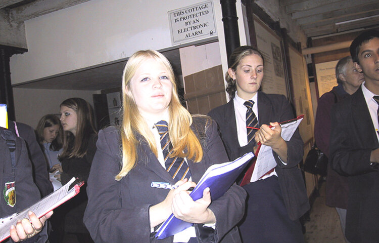 Image of Quarry Bank Mill visit 2004