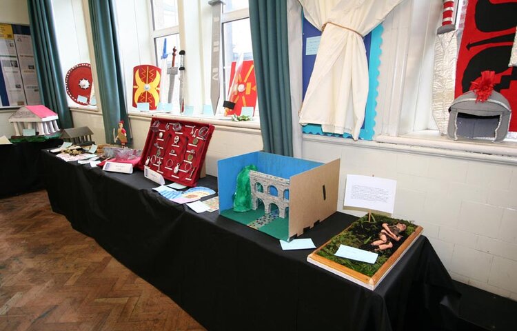 Image of Year 7 History Models, July 2007