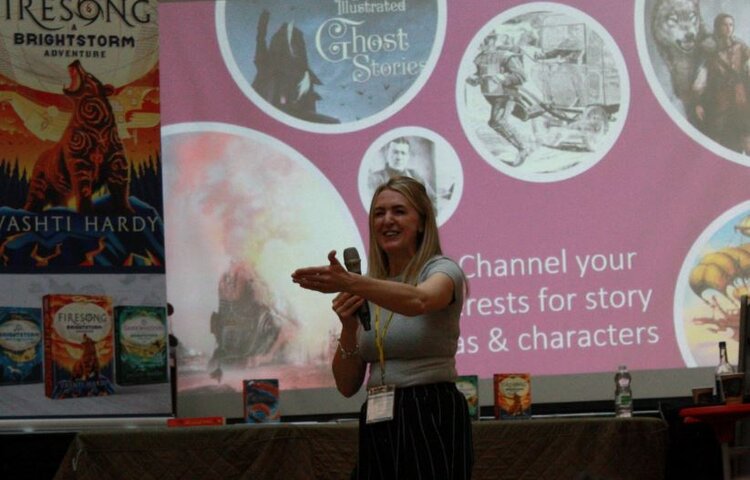 Image of Author Vashti Hardy talks about her novels with Year 7 