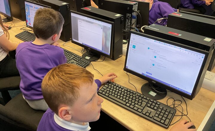 Image of Year 4 Computing Lesson - Collaborative Surveys and Digital Tools