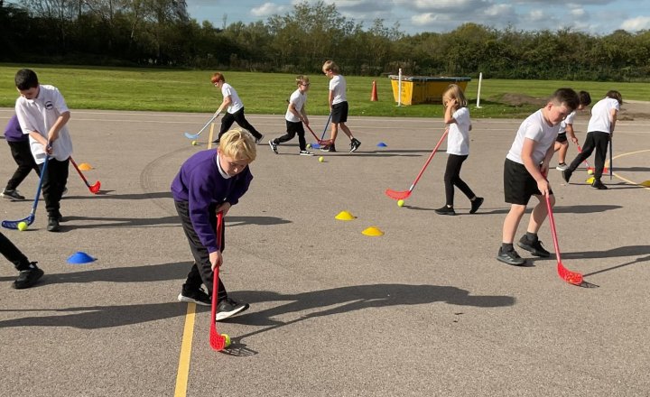 Image of Year 4 PE – Hockey