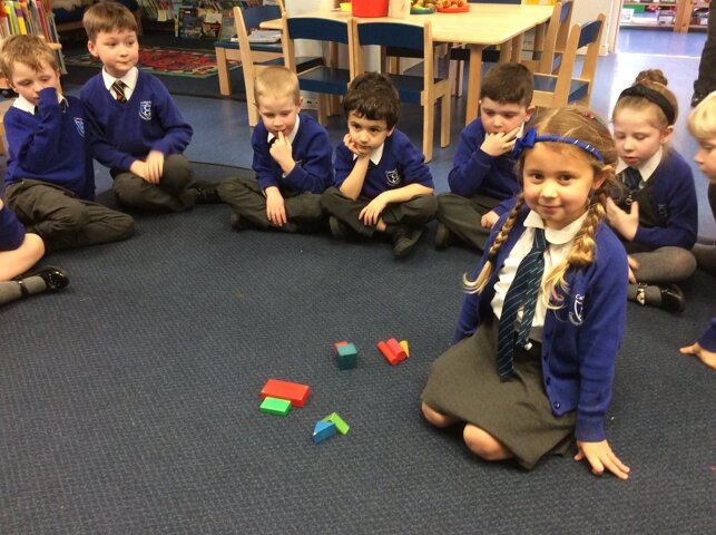 Image of Sorting 3D shapes